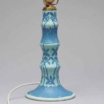 ELSA ENGESTRÖM samt JOSEF EKBERG, bordslampa och 2 skålar, Gustafsberg 1911 och 1914.