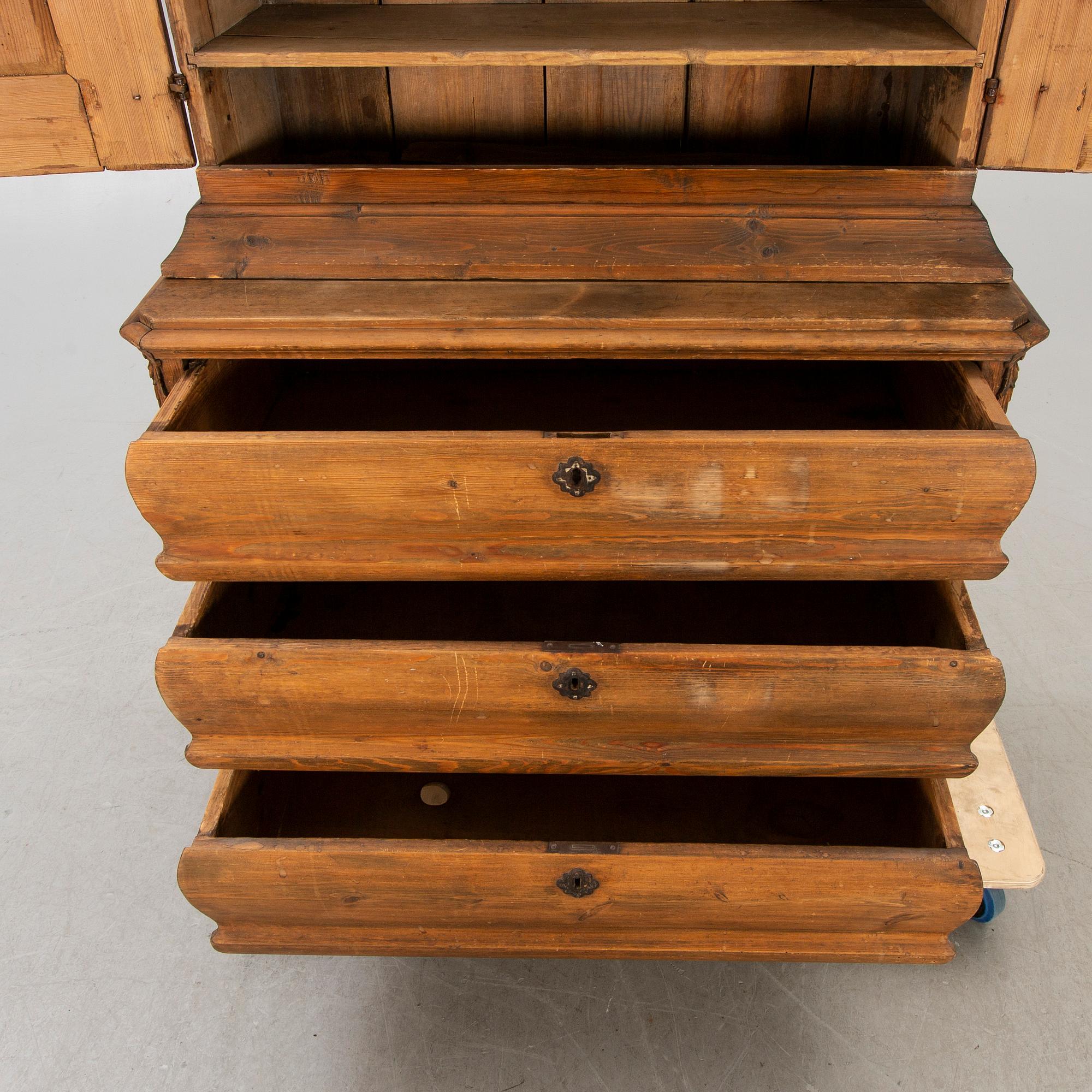 A Swedish cupboard around 1800.