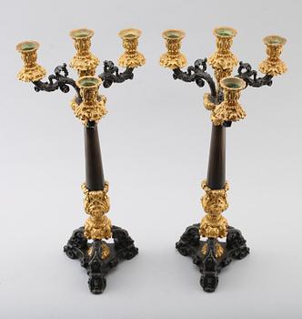 KANDELABRAR, 1 par, förgylld och patinerad brons, empirestil, sent 1800-tal.