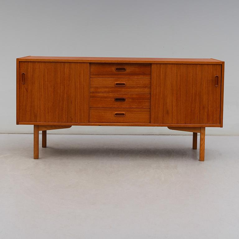 SIDEBOARD, 1900-talets andra hälft.
