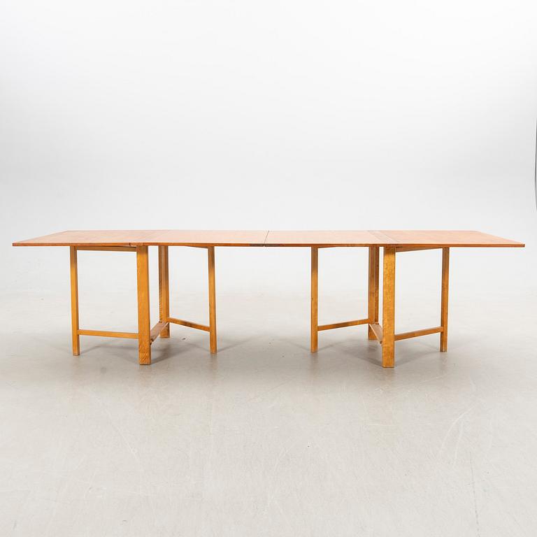 Bruno Mathsson, drop-leaf table, "Maria Flap", Karl Mathsson Company, Värnamo, second half of the 20th century.