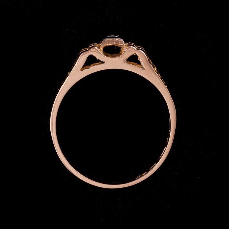 RING, 14K guld, diamant, Alpo Tammi, Åbo. Vikt ca 2,7 g.