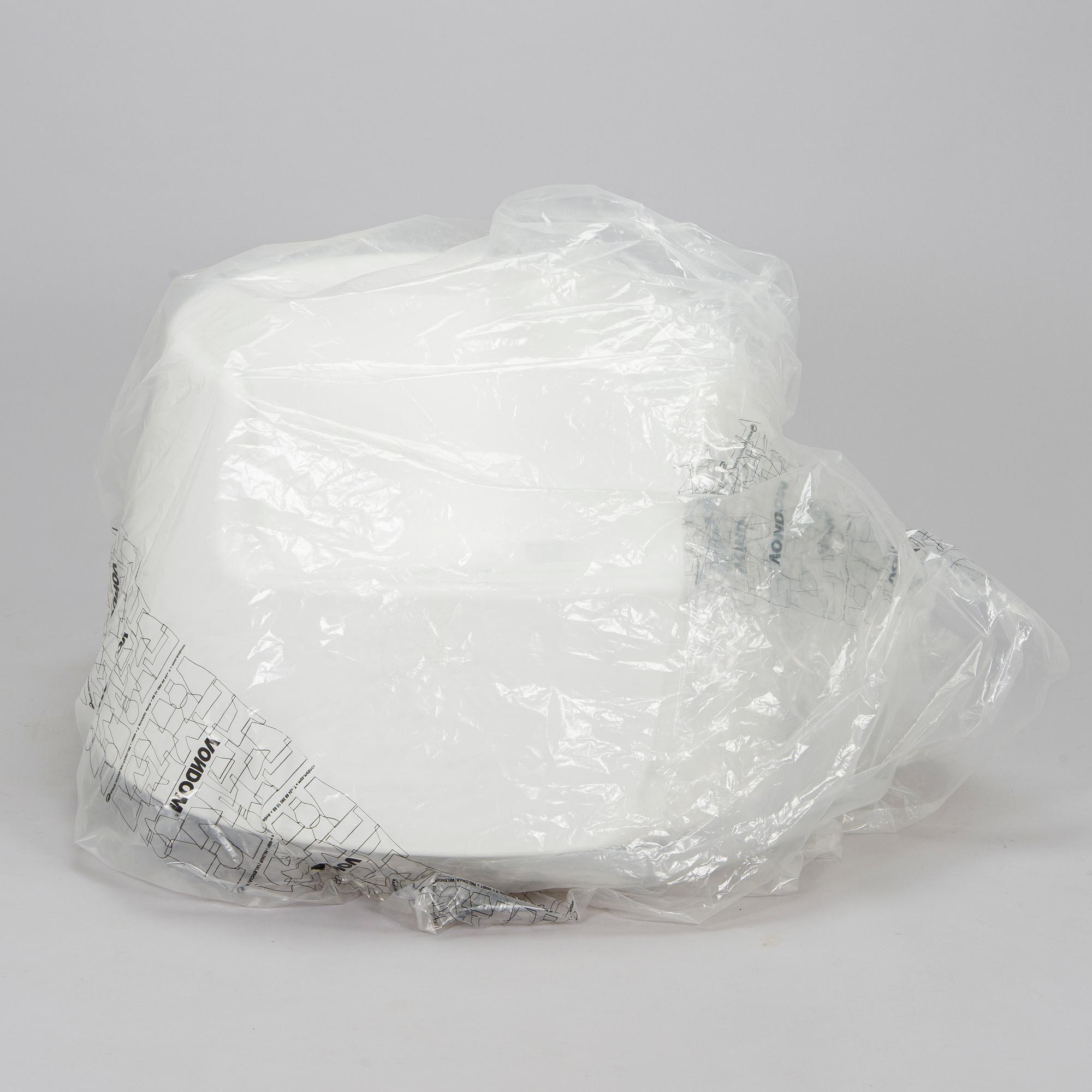 Eero Aarnio, A 'Roulette' armchair for Vondom, 2012.