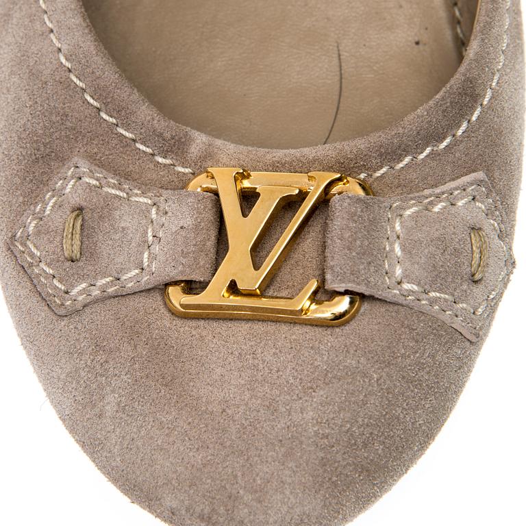 SKOR, Louis Vuitton.