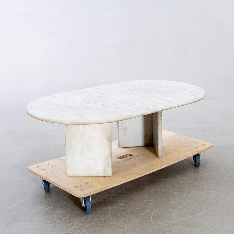 A marble coffee table later part of the 20th century.