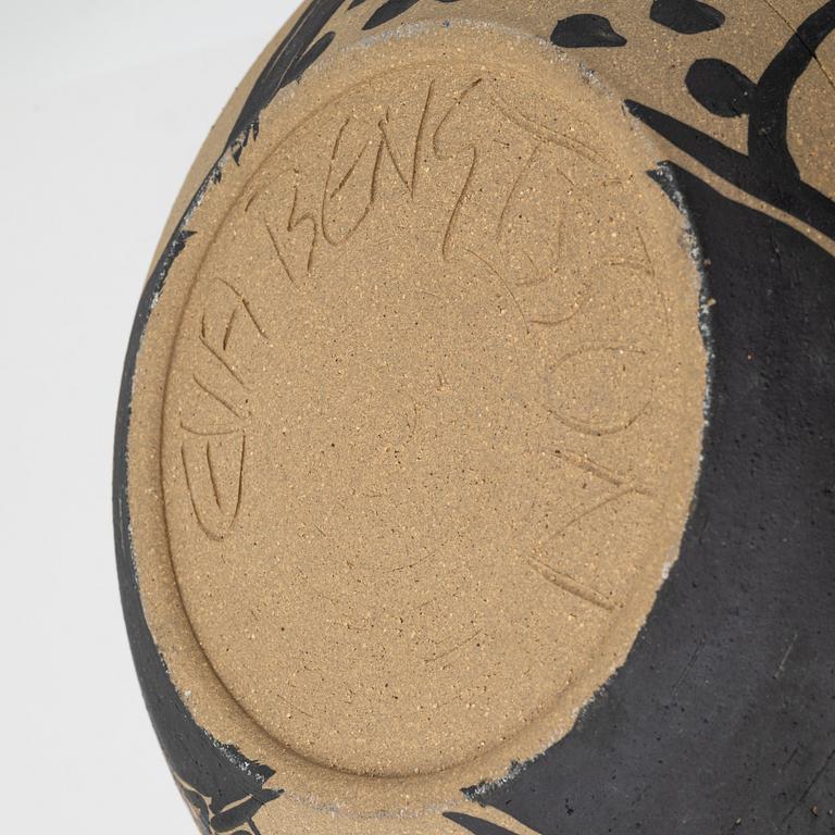 Eva Bengtsson, a stoneware bowl, Studio Eva Bengtsson, Frillesås.