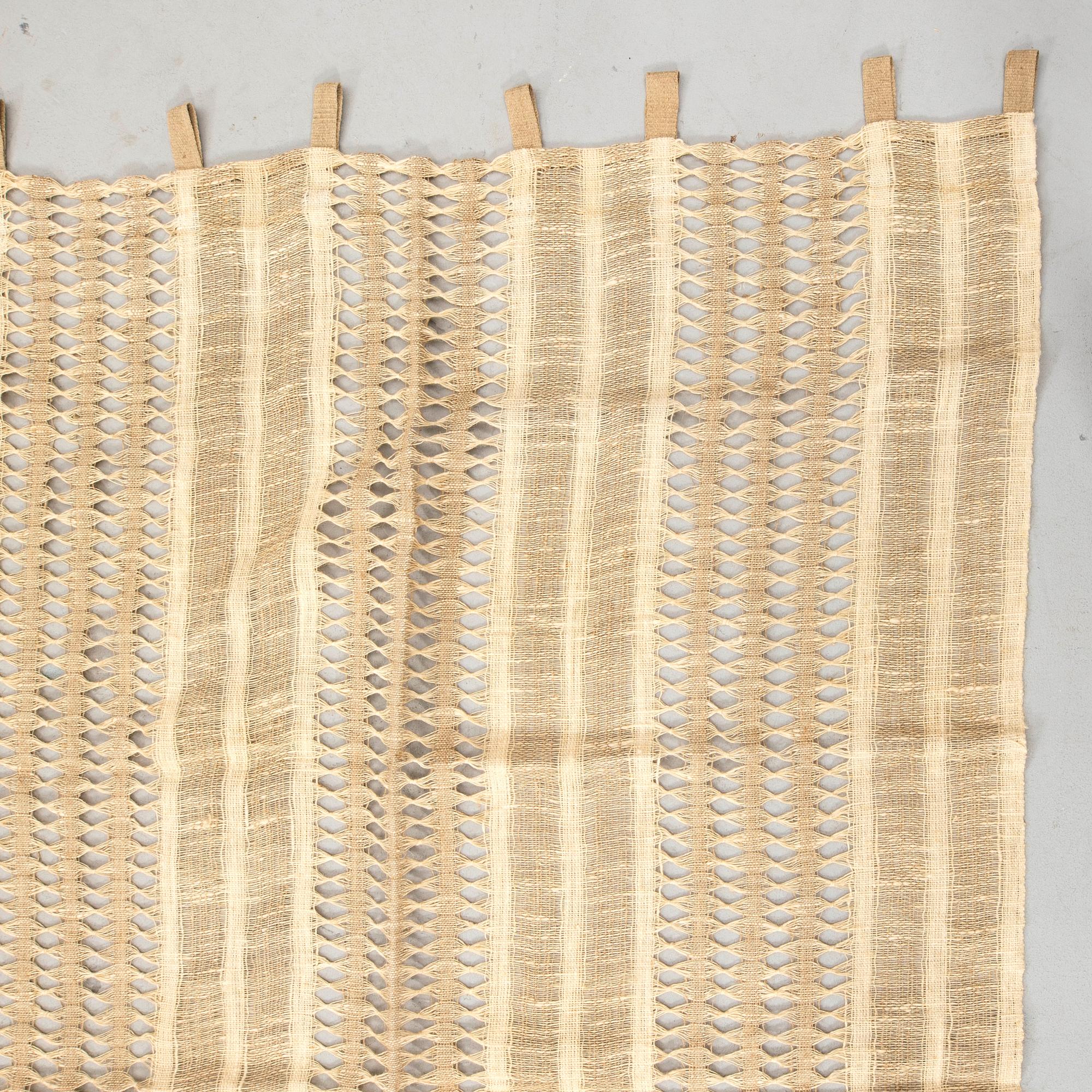 Eva-Lisa Nordin, gardiner fyra längder.