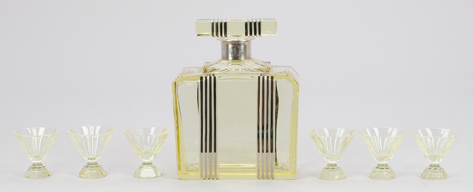 KARAFF samt LIKÖRGLAS, 7 delar, glas och silver, Art Deco, E.M.O Möller, 1900-talets början.