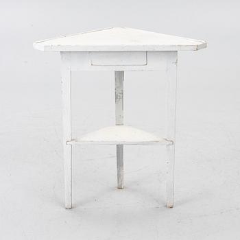 A corner table, 19th century.