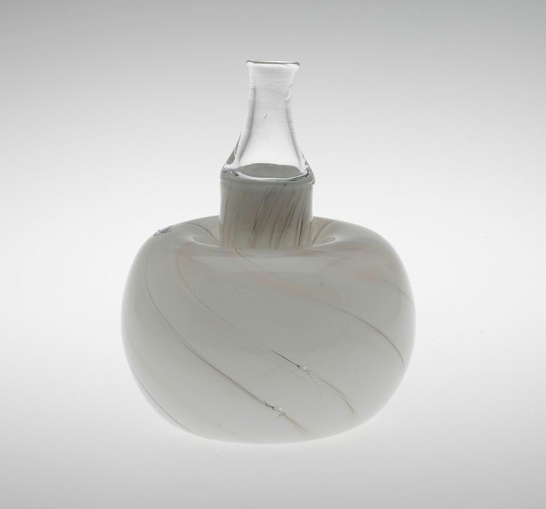 Oiva Toikka, A BOTTLE.