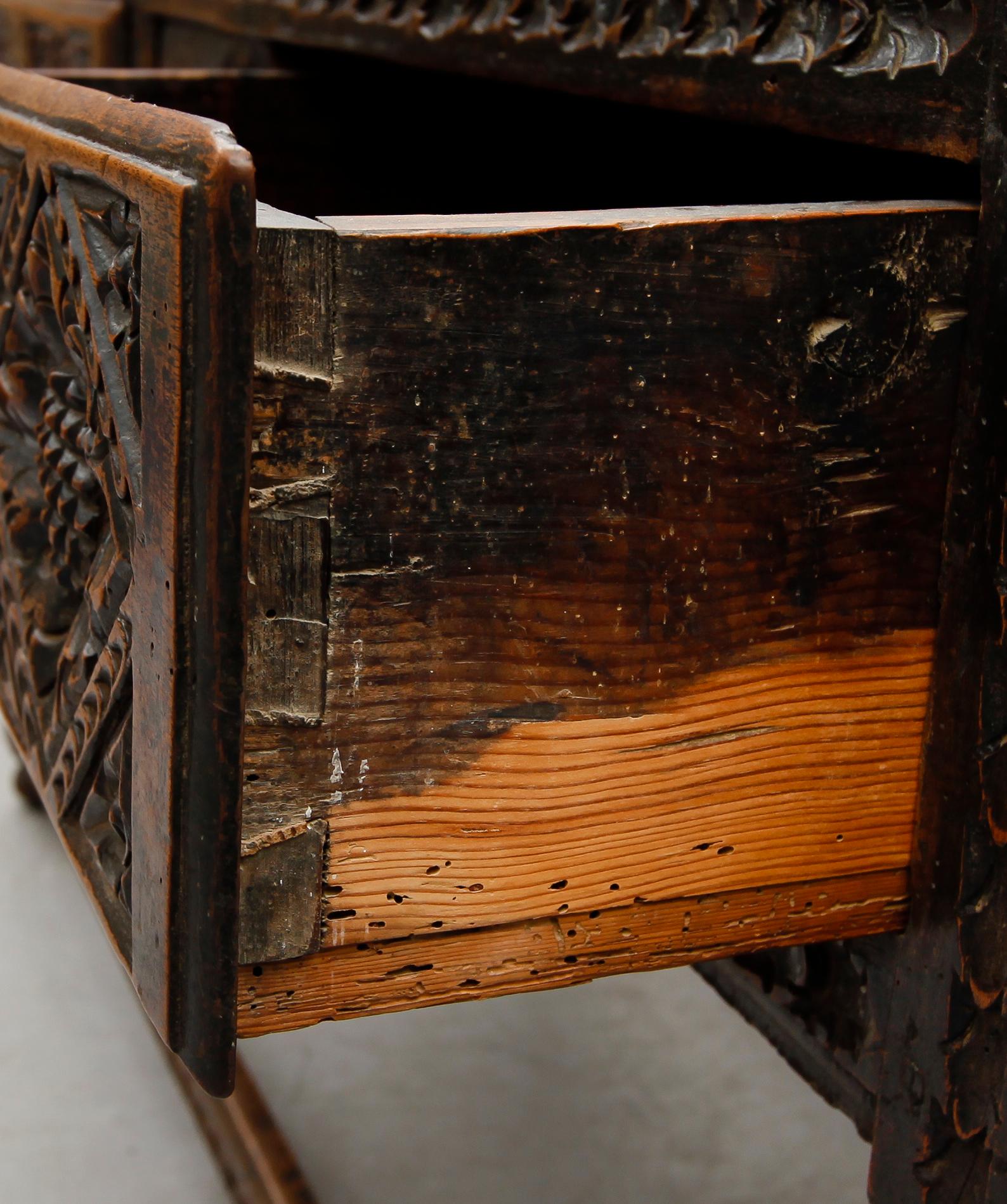 SIDEBOARD, 1600-/1700-tal.