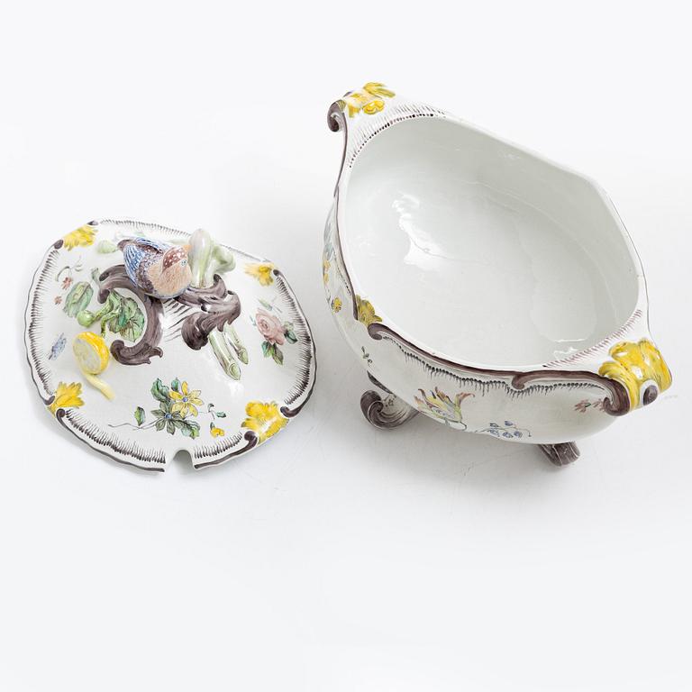 Servis, flintgods. Rörstrand. 'Hausmalerei'. Signed Birgit Holm, 20th century (52 pieces).