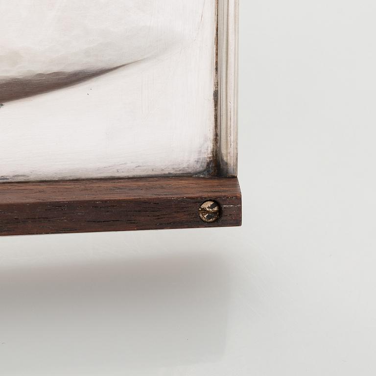 Tapio Wirkkala, leipäkori, hopea ja palisanteri, TW 185, Kultakeskus, Hämeenlinna 1964.