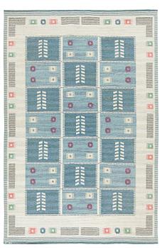 131. CARL DANGEL, a carpet, flat weave, signed CD, 303,5 x 198 cm, Sweden around mid 20th century.