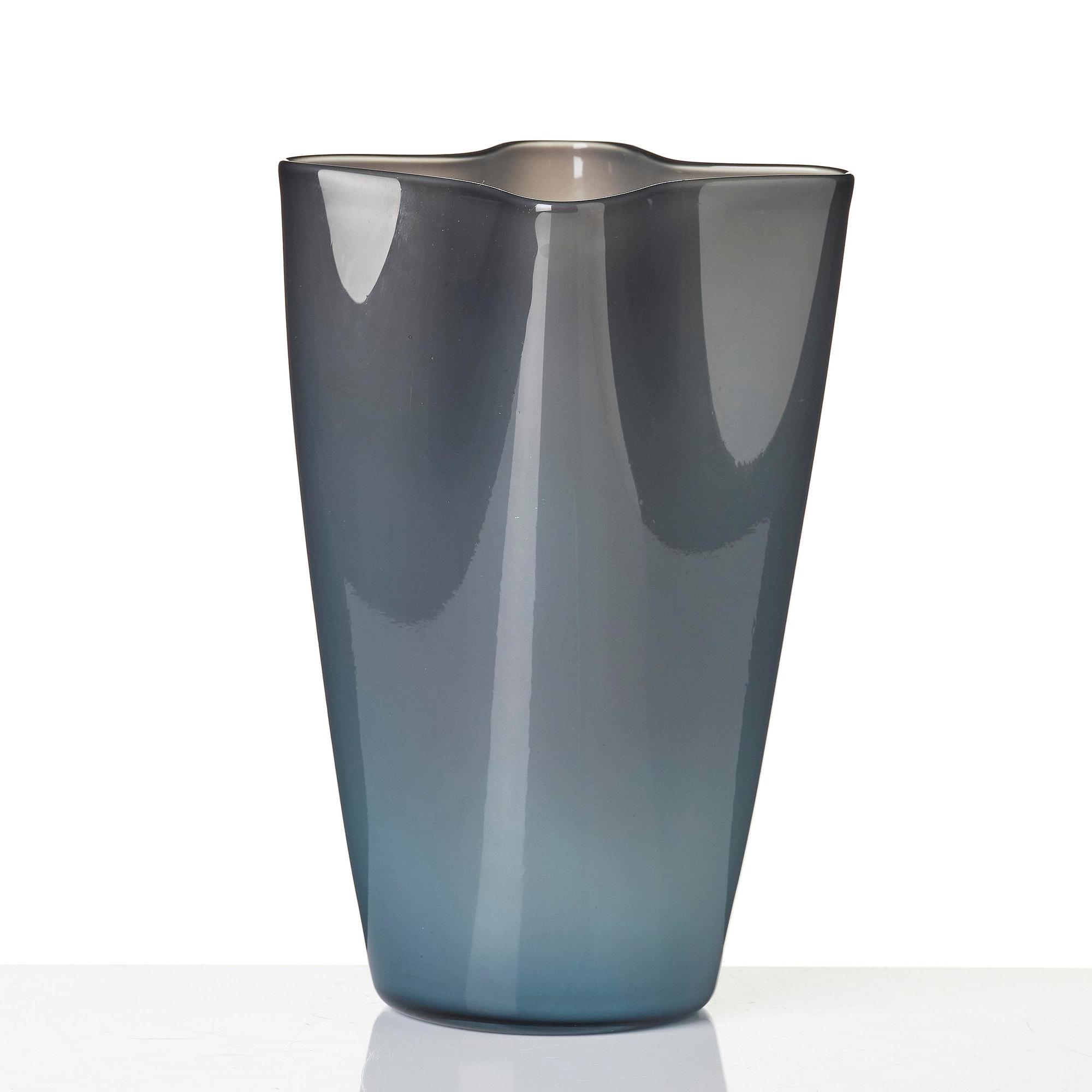 Paolo Venini, vas, "Opalino", modell 6225, glas, Venini, Murano, Italien, 1950-tal.