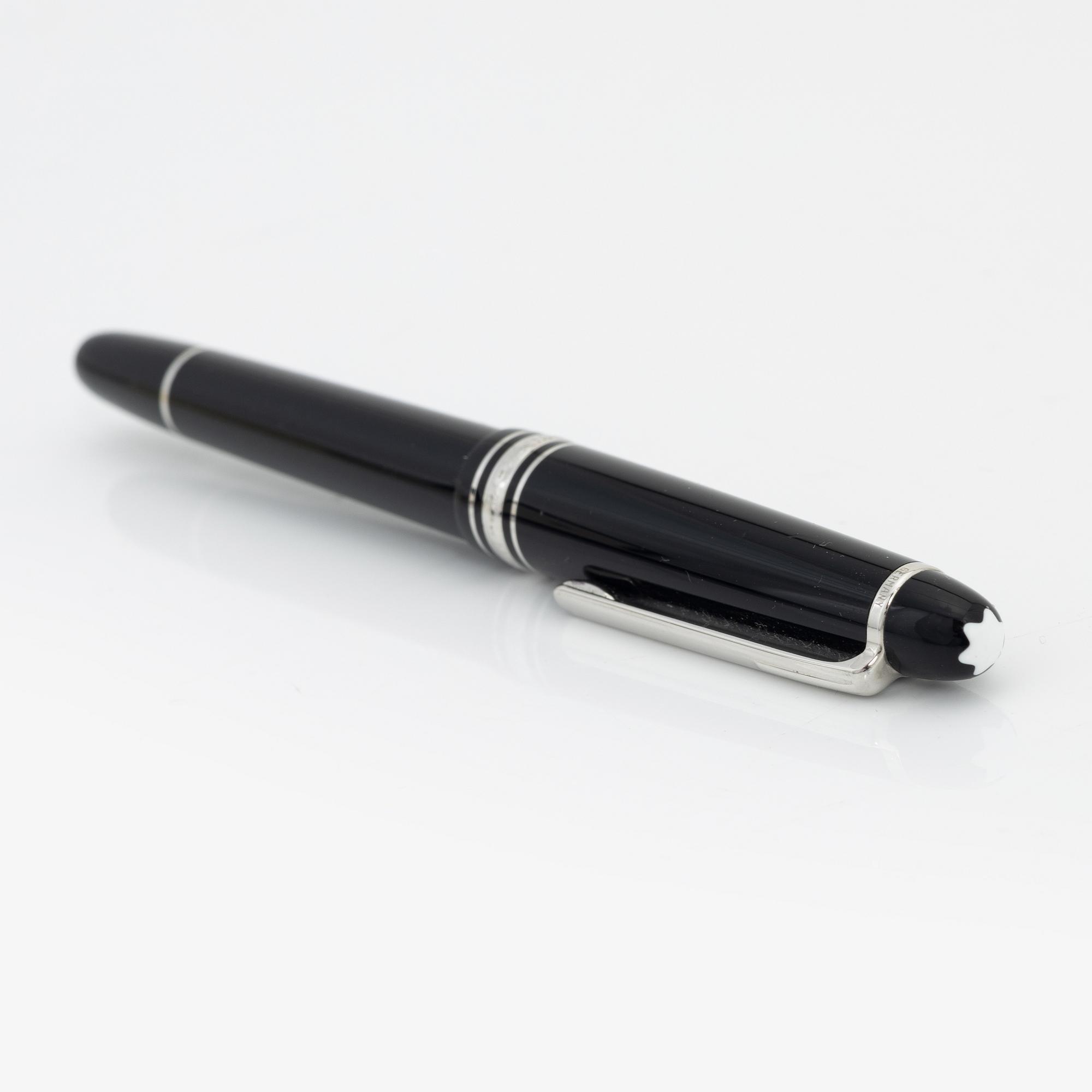 Monblanc, a 'Meisterstück Pix' fountain pen.