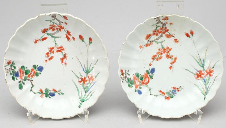 SKÅLFAT, 2 st, porslin, Kina, Kangxi, 1662-1722.
