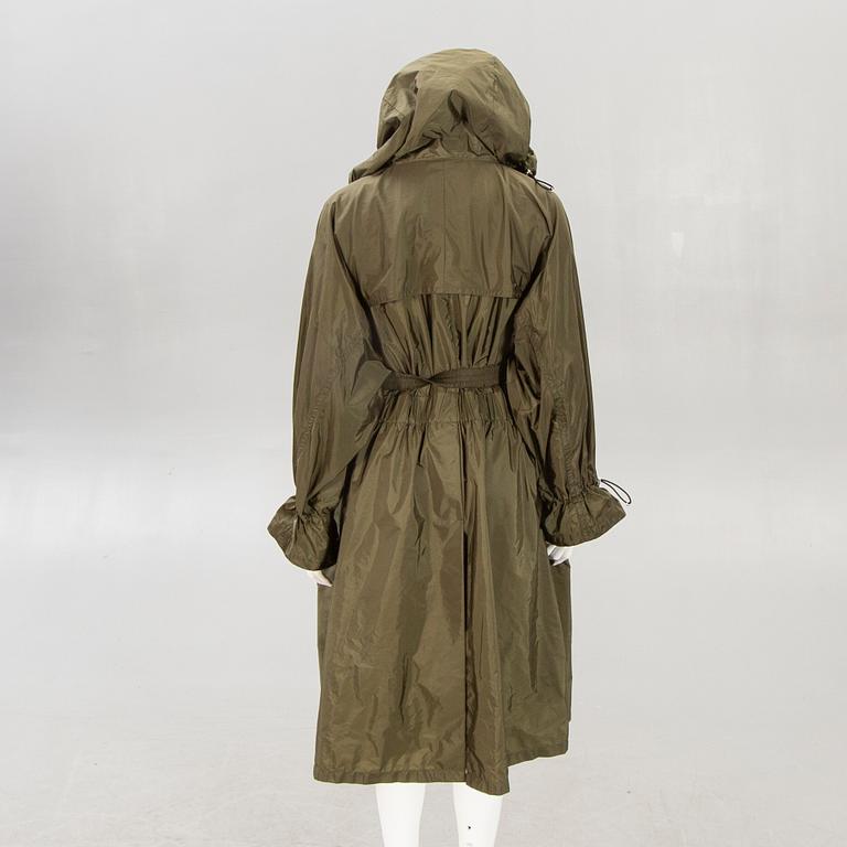 A Moncler Washington long parka  jacket size 2 (M).