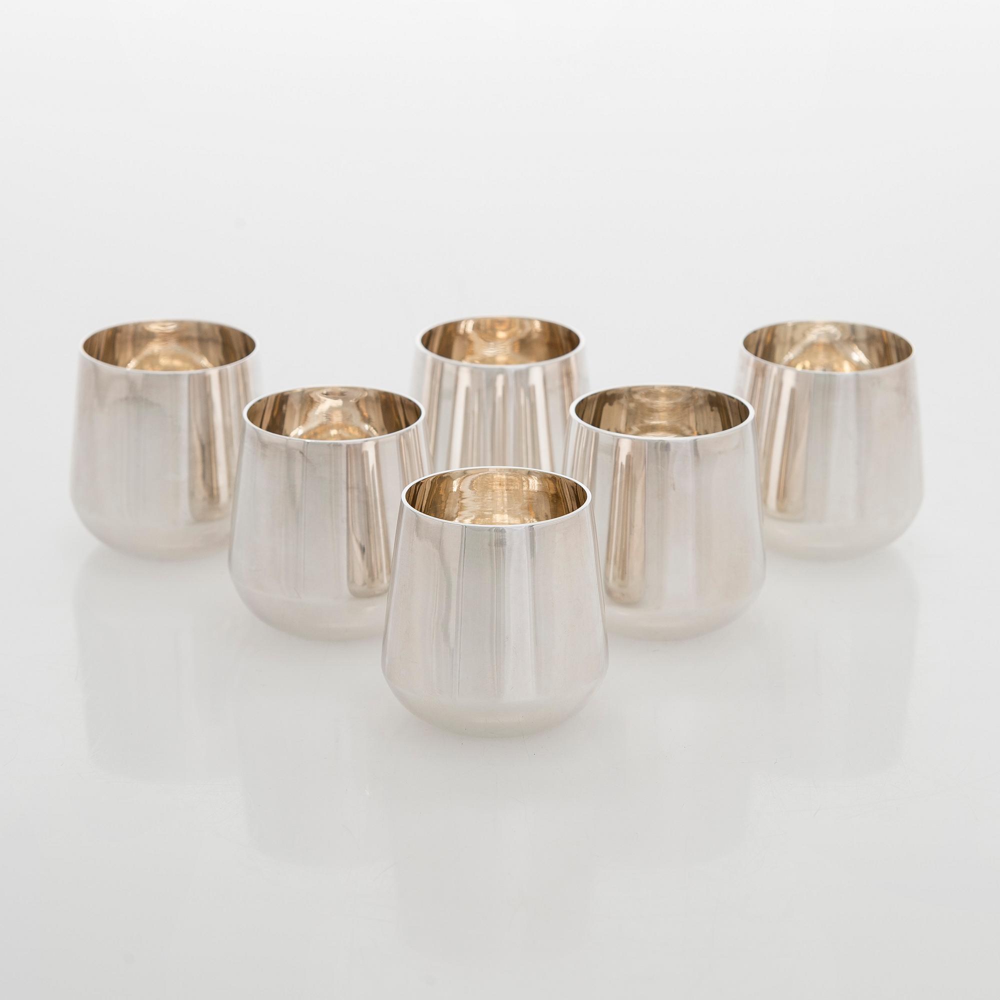 A set of six silver beakers, Auran Kultaseppä, Turku 1977 - 1990.