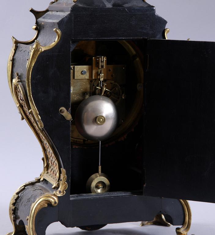 BORDSUR, Louis XV-stil, 1800-talets andra hälft.