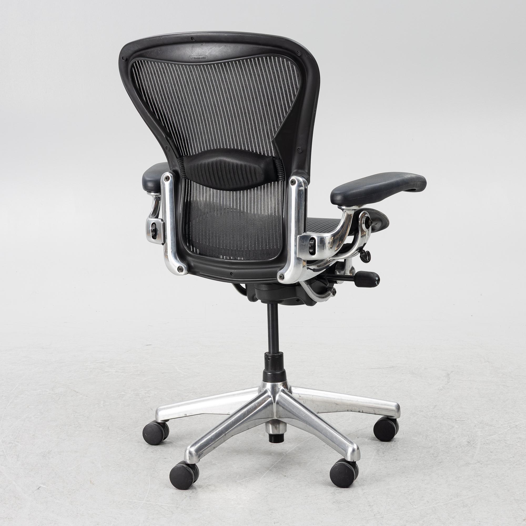 Don Chadwick och Bill Stumpf, skrivbordsstol, "Aeron", Herman Miller.