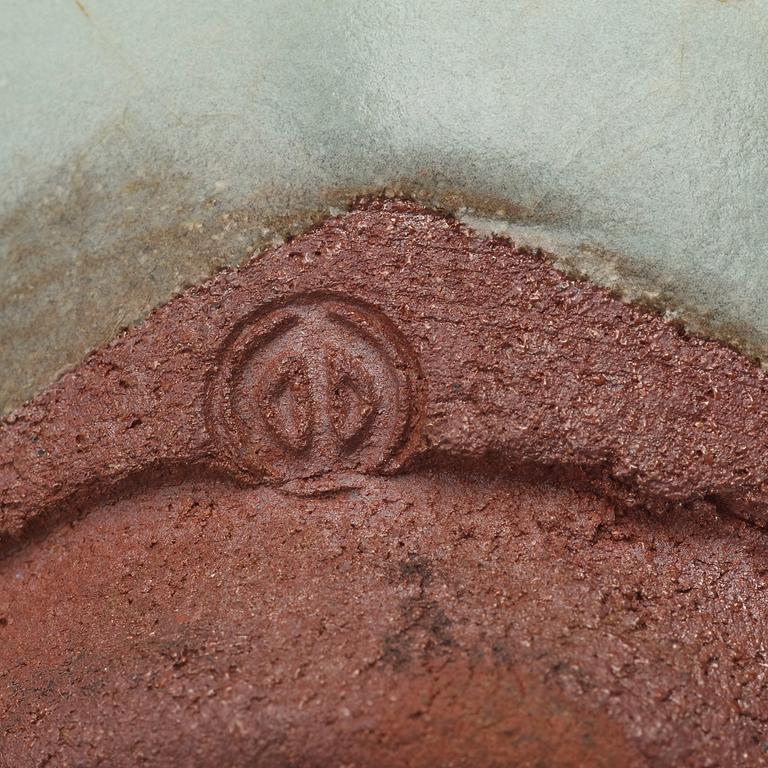 Uichi Shimizu, An Uichi Shimizu glazed stoneware teabowl, Japan.