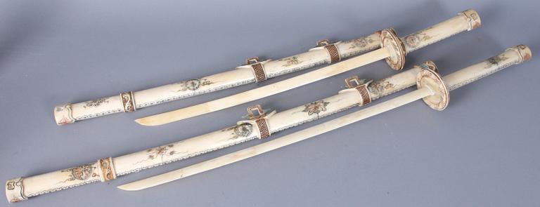 KATANA samt WAKIZASHI, ett par, ben, orientaliska, 1900/2000-tal.