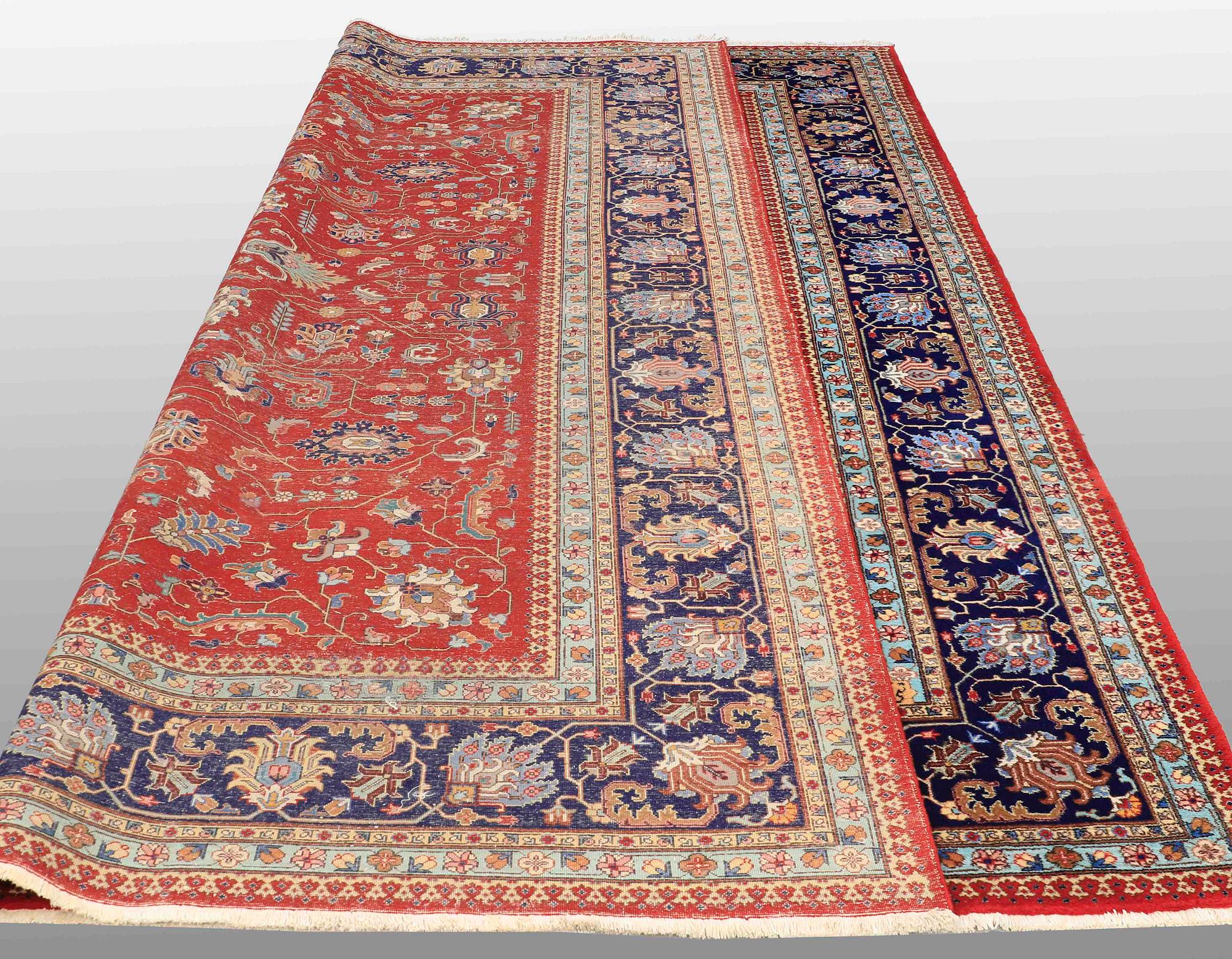 MATTA, Täbris, 360 x 298 cm.