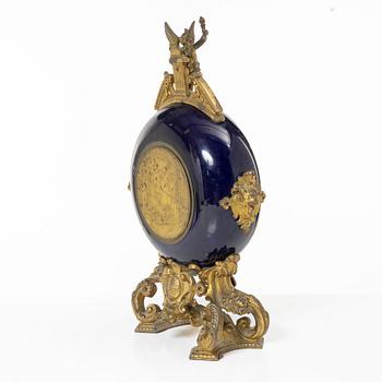 Table pendulum clock, Farcot Breveté, France, late 19th century.