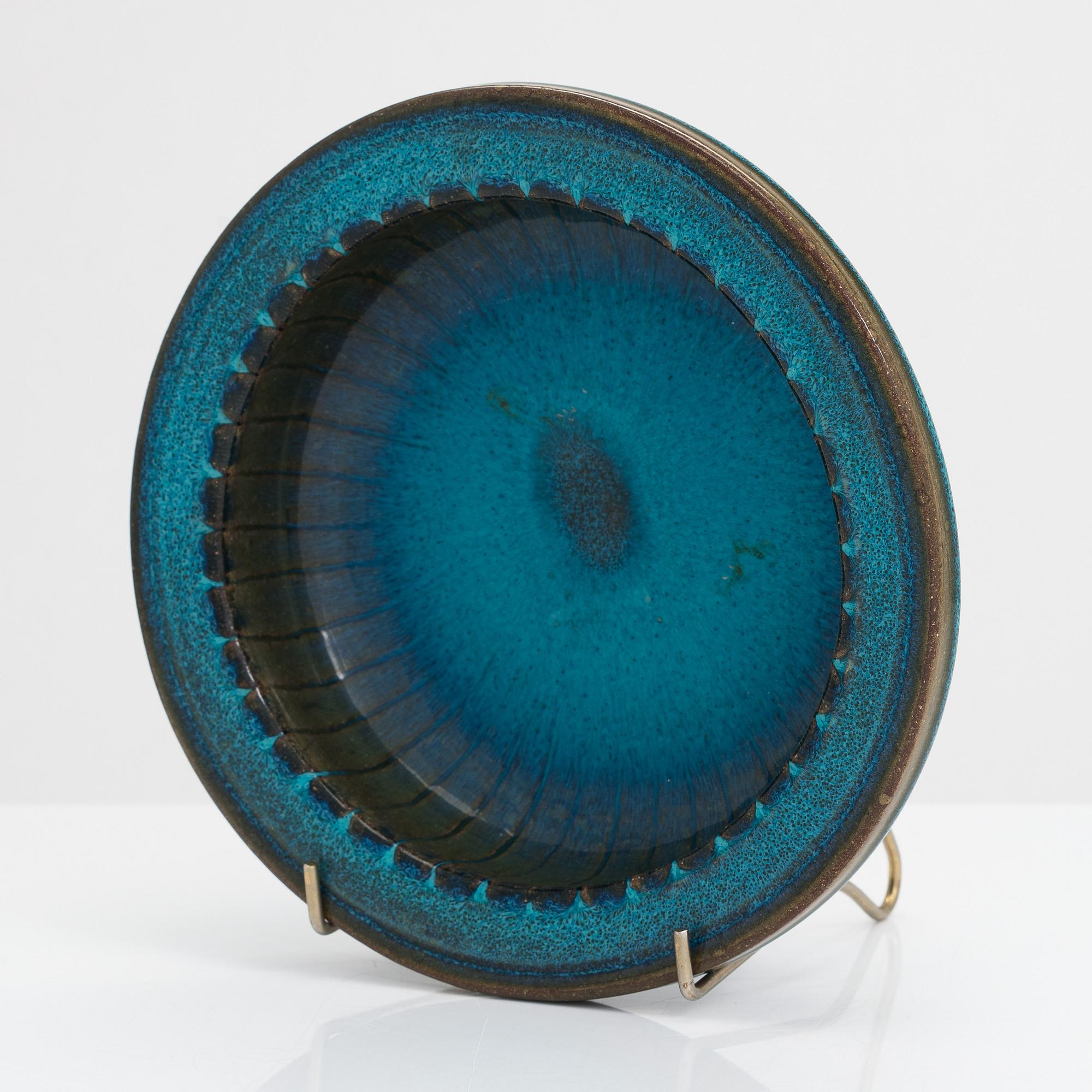 Wilhelm Kåge, A mid 20th bowl, "Farsta" for Gustavsbergs studio, signed Kåge, Sweden 1960.