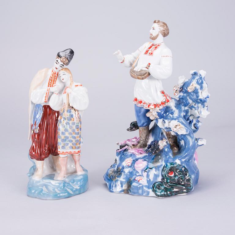 FIGURINER, 2 st, porslin, Polonnoe och Kiev, Ukraina, Sovjet-tid. En signerad, 1969.