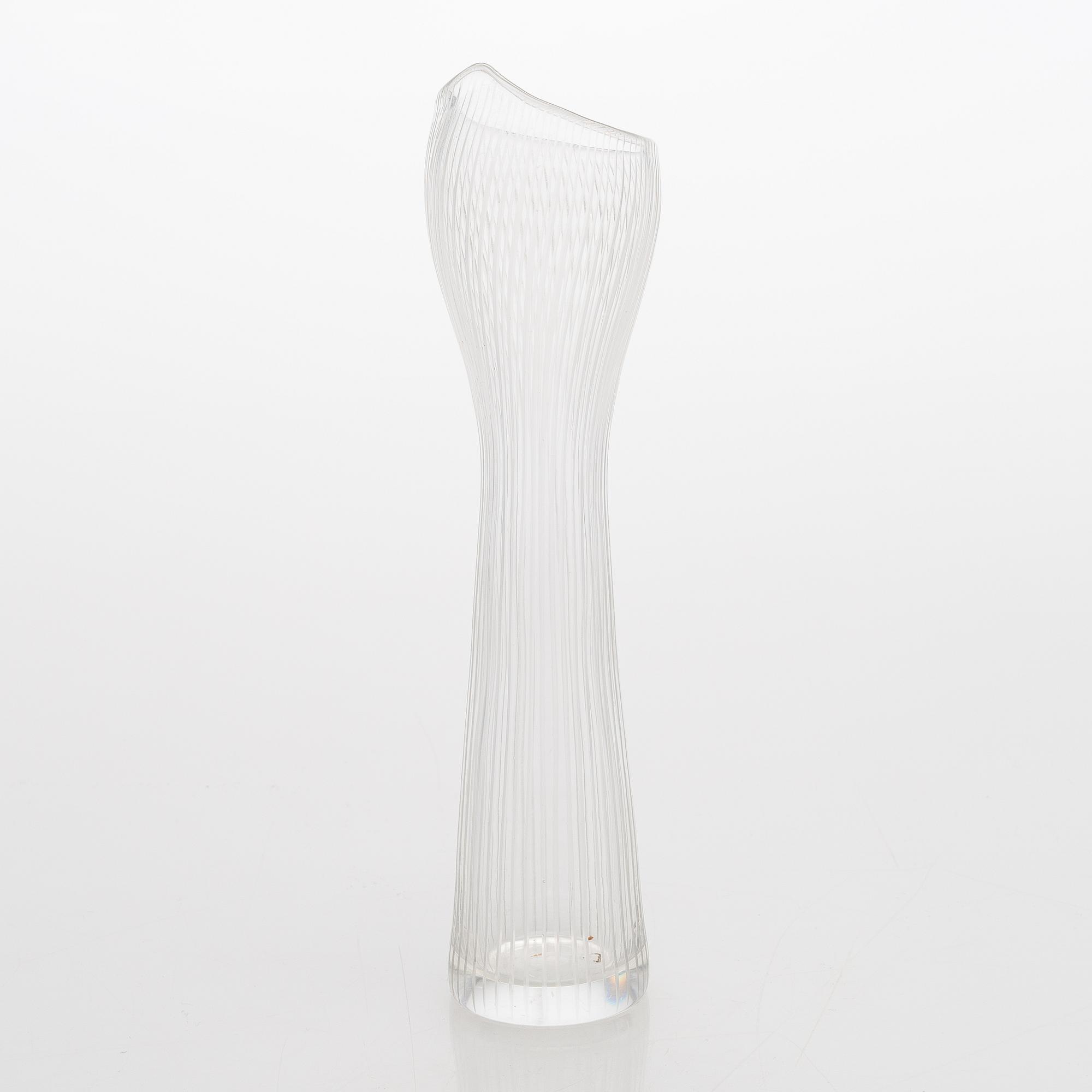 Tapio Wirkkala, Vas, signerad Tapio Wirkkala, Iittala.