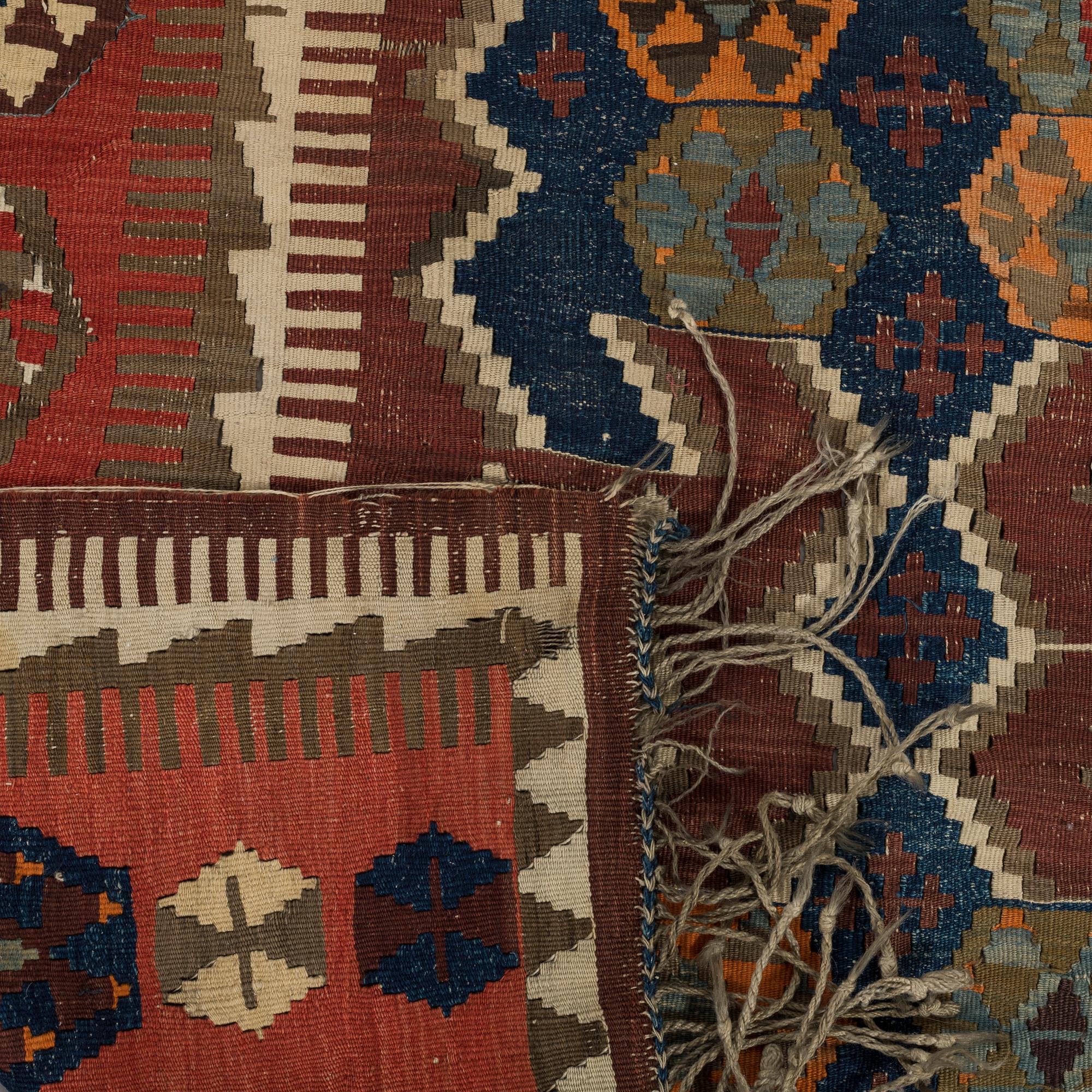 MATTA Kelim, semiantik/antik, ca 345x129 cm.