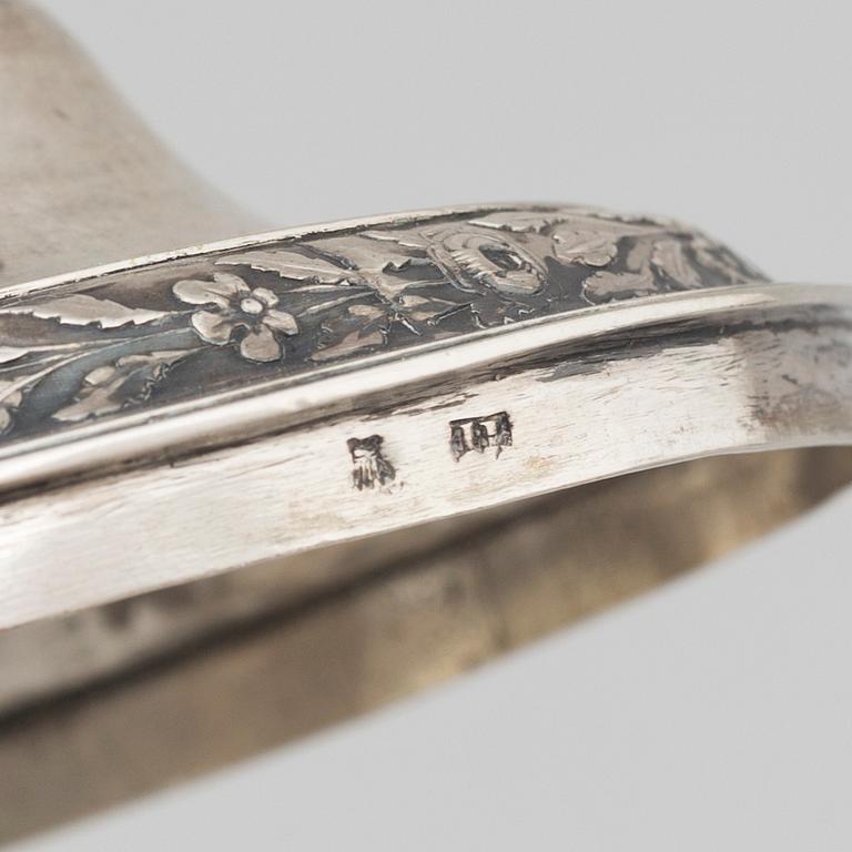 A Finnish 19th century silver sugar-bowl, marked Thomas Lilius, Turku 1843.
