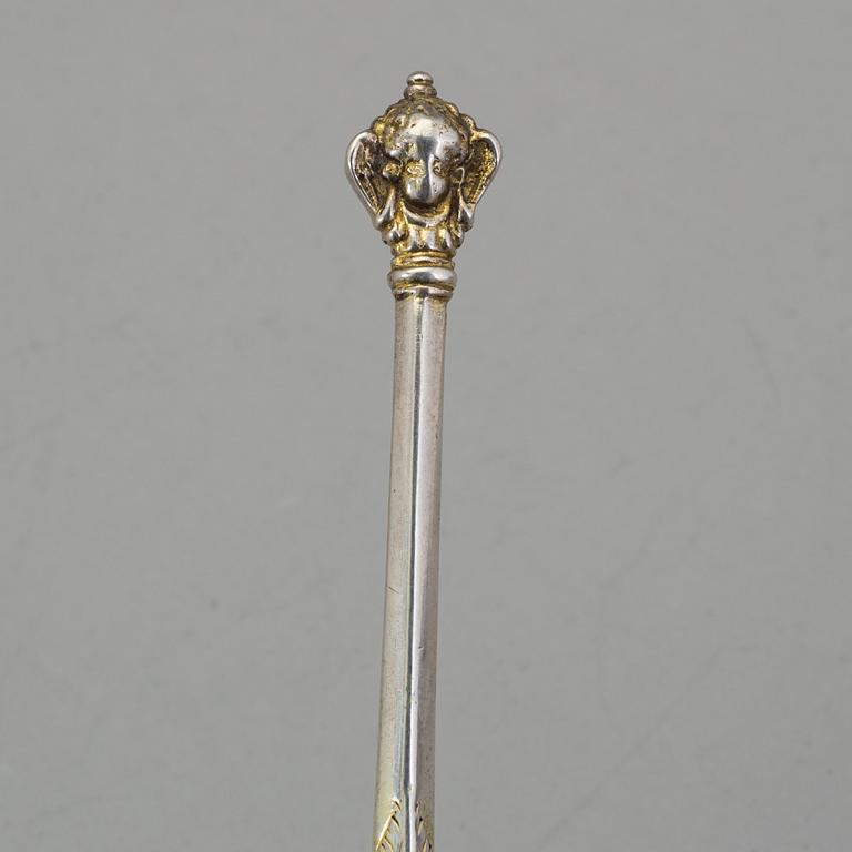 A Swedish 17th century silver-gilt spoon, unmarked (possibly Anders Andersson Amor, Sthlm 1684-1703).