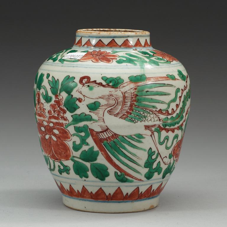 A wucai jar, Ming dynasty, 17th Century.