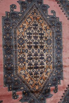 A pakistani rug, old, 279 x 187 cm.