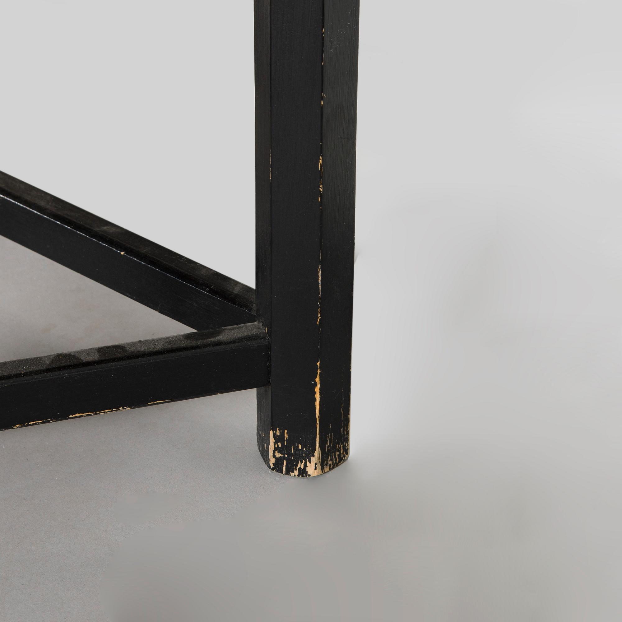 Carl Gustaf Hiort af Ornäs, a 1950s 'Välipala' shelf for HMN Huonekalu Mikko Nupponen.