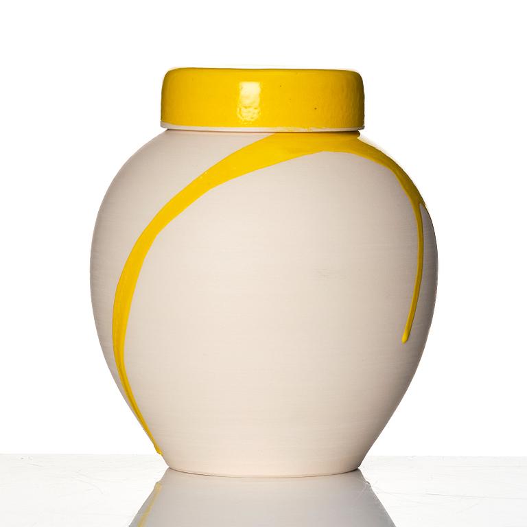 Åsa Bonnier, a 'Splash' ceramic jar with cover, Paris 2006.