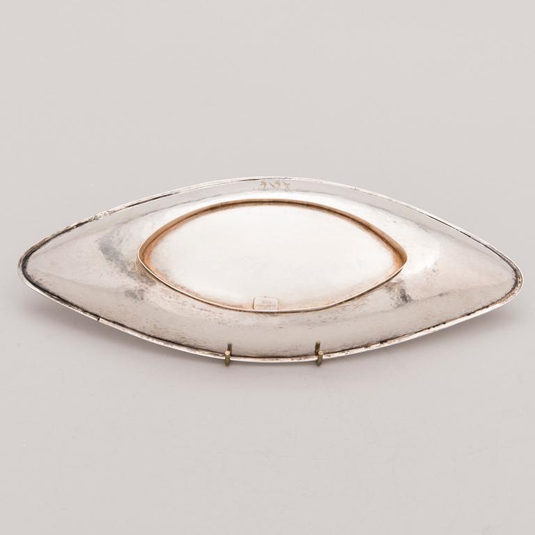 UNTO ERÄLAMPI, SKÅL, silver, Riihimäki, Finland 1956.