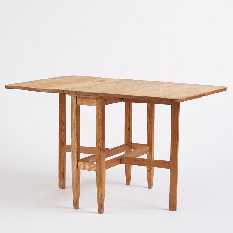 Göran Malmvall, a drop-leaf table, variant of model "128", sports cabin furniture, Karl Andersson and Söner, 1940s.