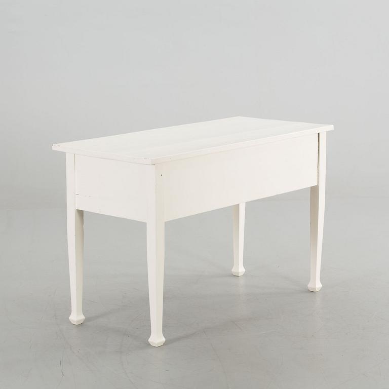 An early 1900's writing desk.