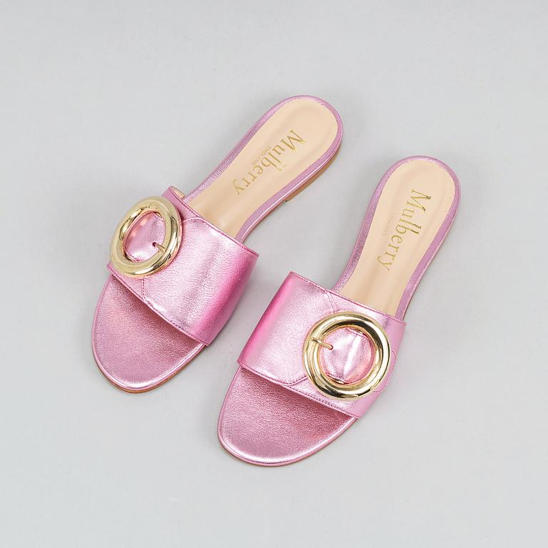 Mulberry, a pair of pinc metallic leather 'Opera Buckle Slide' sandals, size 39.