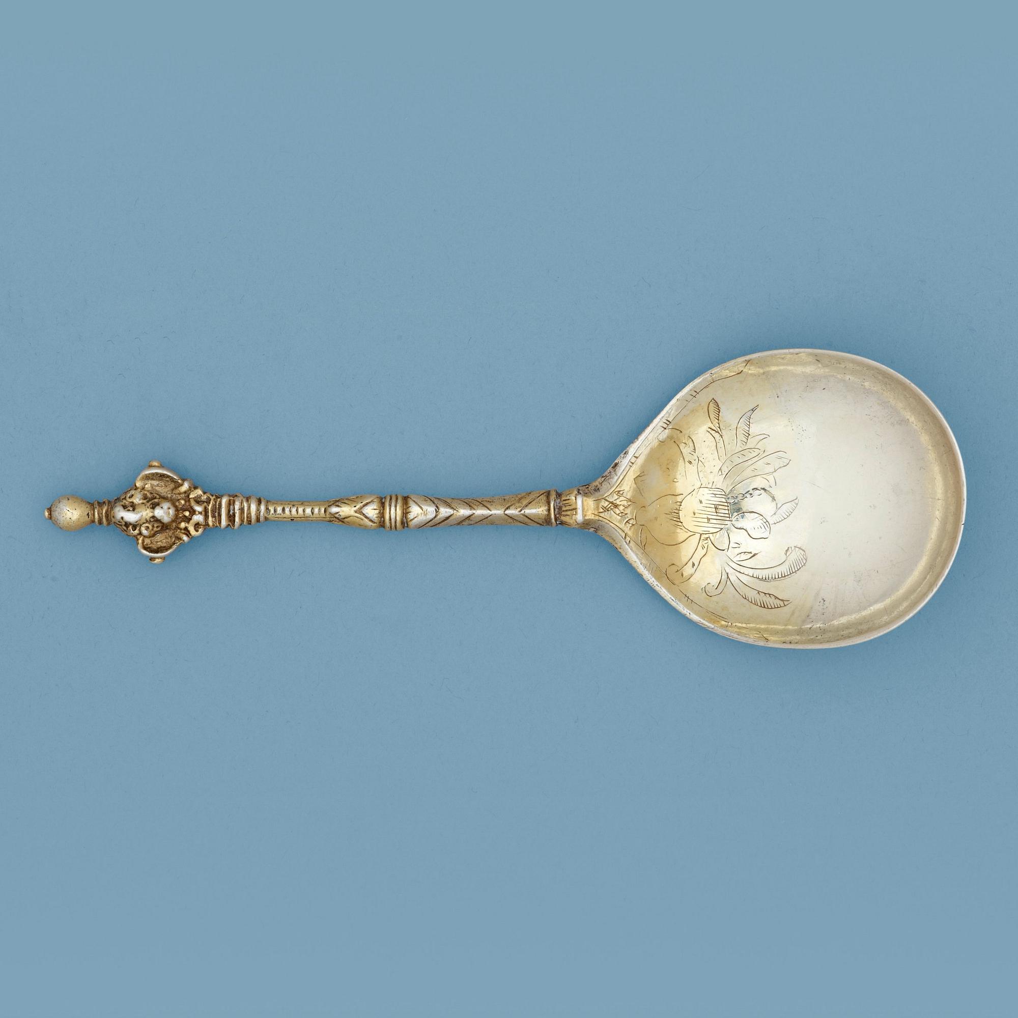 A Scandinavian 17th century parcel-gilt spoon, unmarked.