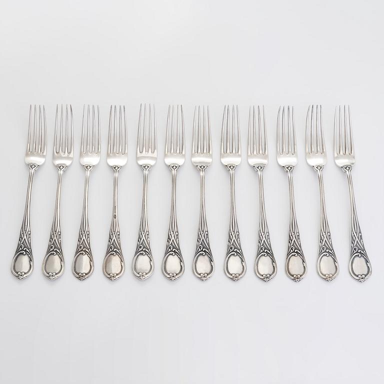 Br. Grachev, bestickuppsättning, 34 st, silver, med hovleverantörsstämpel, S:t Petersburg 1898.