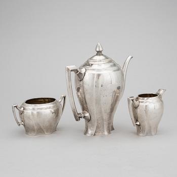 KAFFESERVIS, 3 delar, silver, Carl Fredrik Carlman Stockholm 1912. Total vikt ca 836 g.