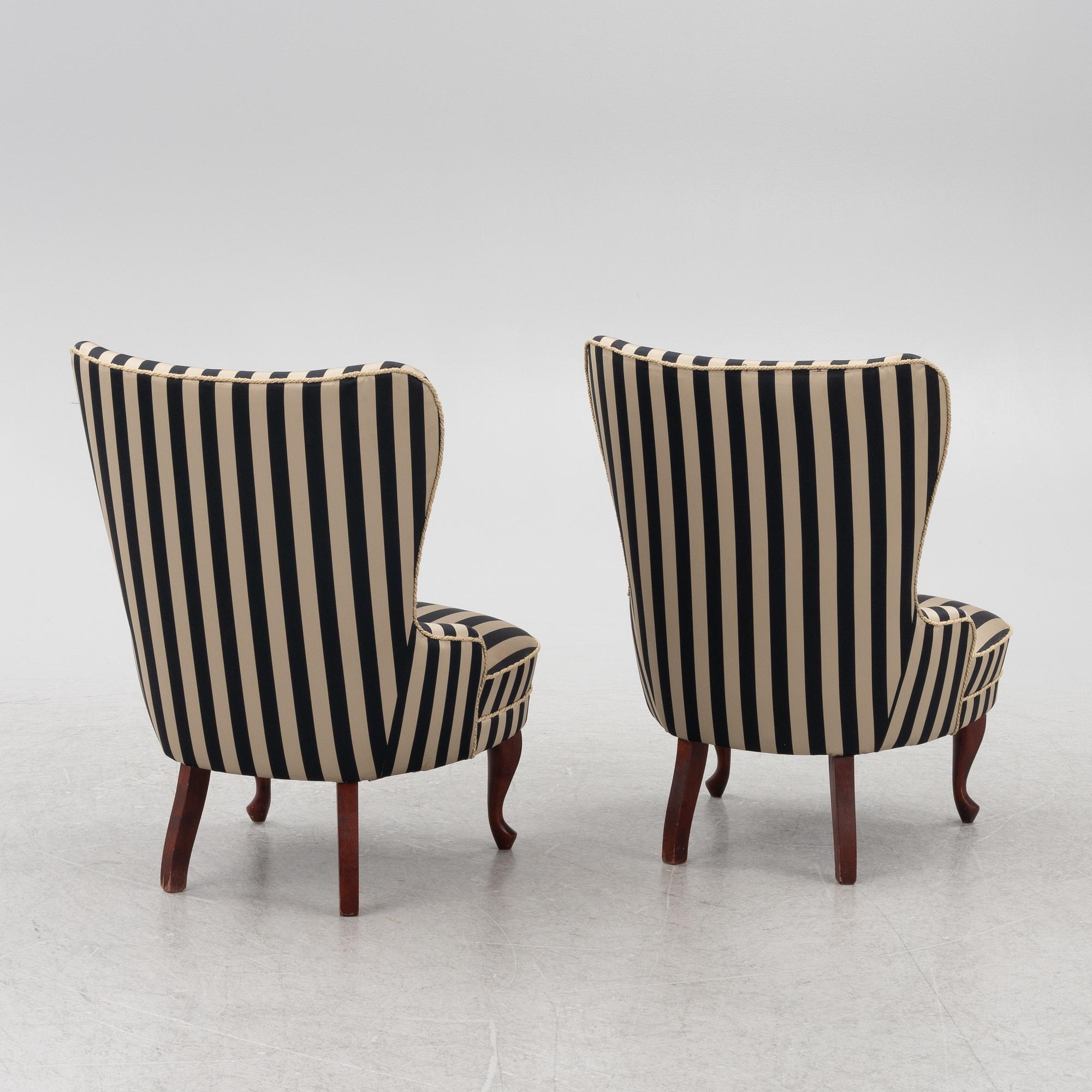 Armchairs, a pair, first half of the 20th century.