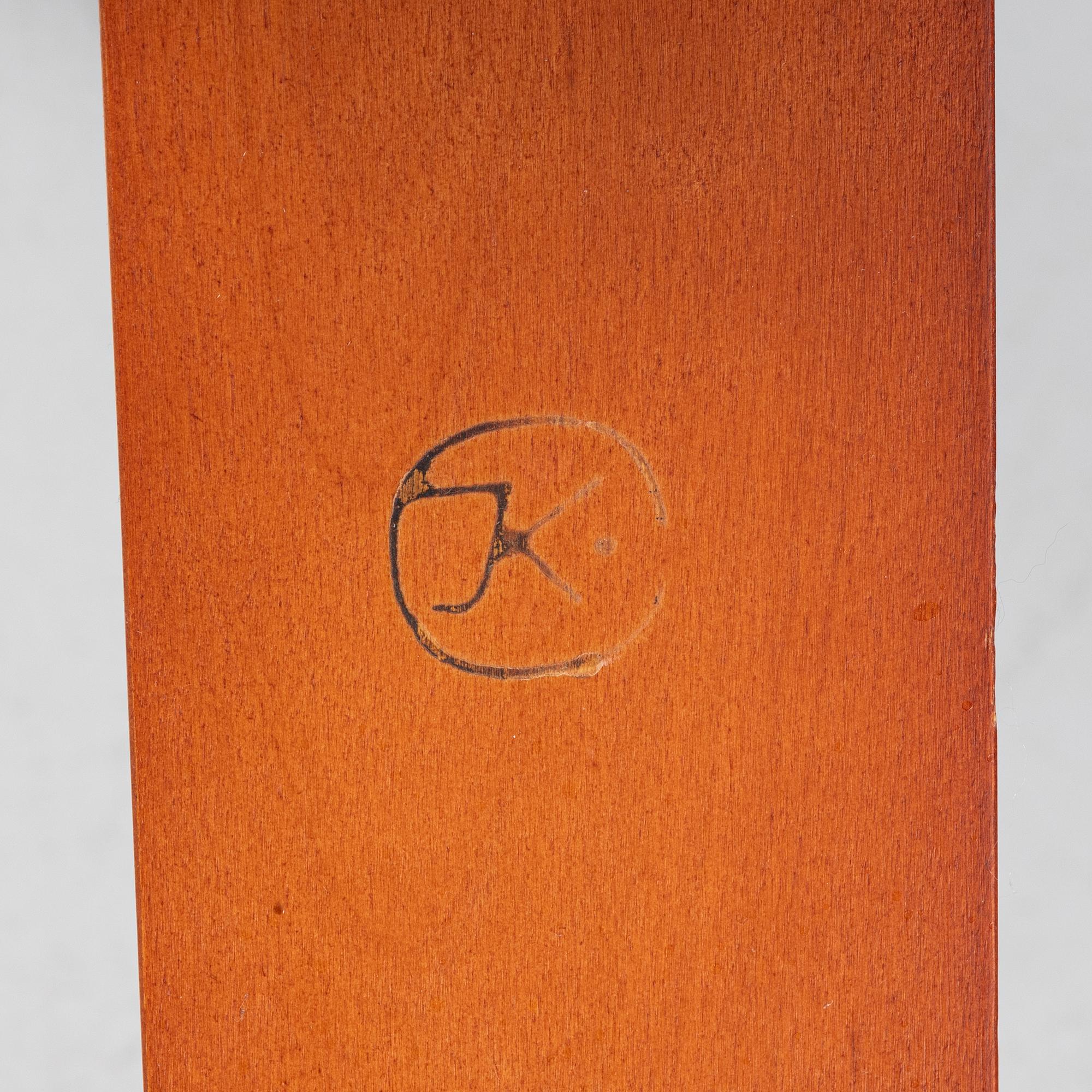 John Kandell, hylla, "Pilaster", Källemo.