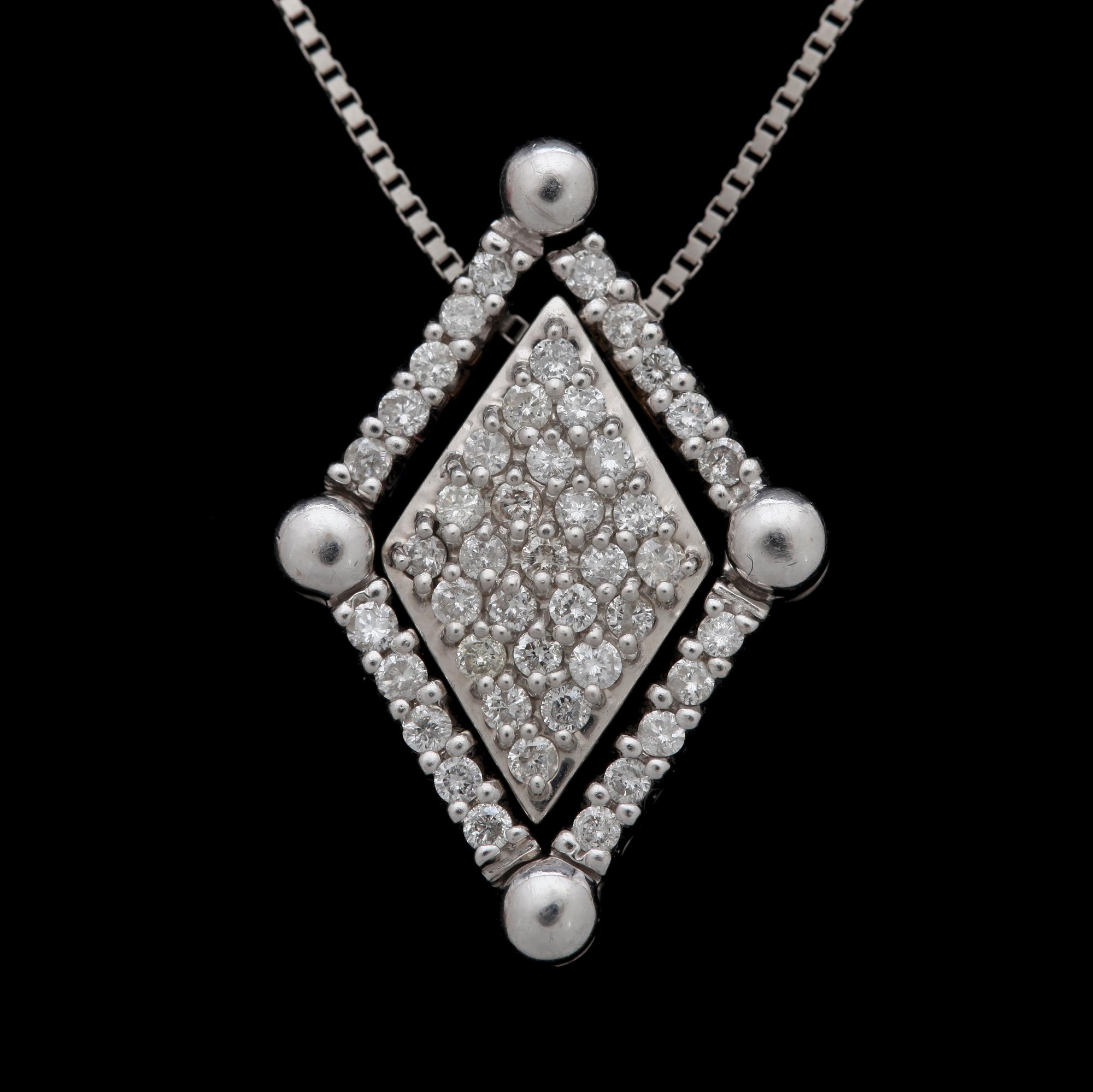 HÄNGE, navett- och briljantslipade diamanter, tot. ca 0.80 ct.