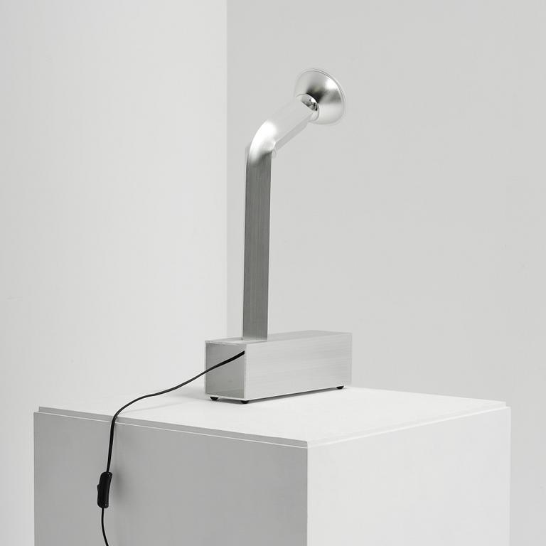 David Taylor, bordslampa, unik, "Aluminium Table Lamp #4", Studio Mellösaverken, Sverige, 2025.